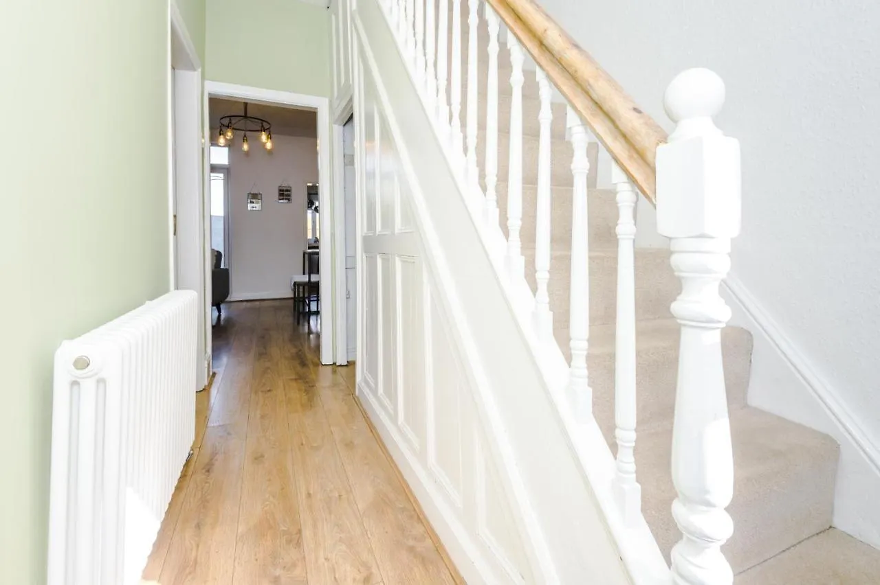 Holiday home Churton House Chester
